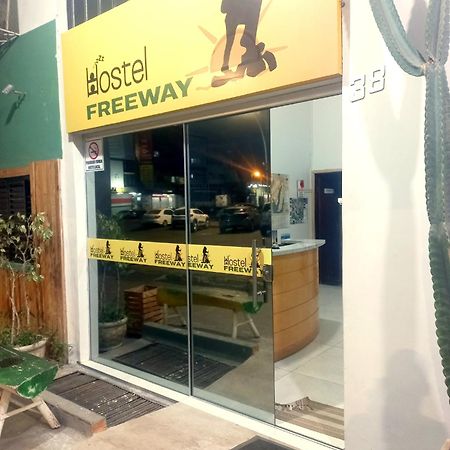 Hostel Freeway Μπραζίλια Εξωτερικό φωτογραφία
